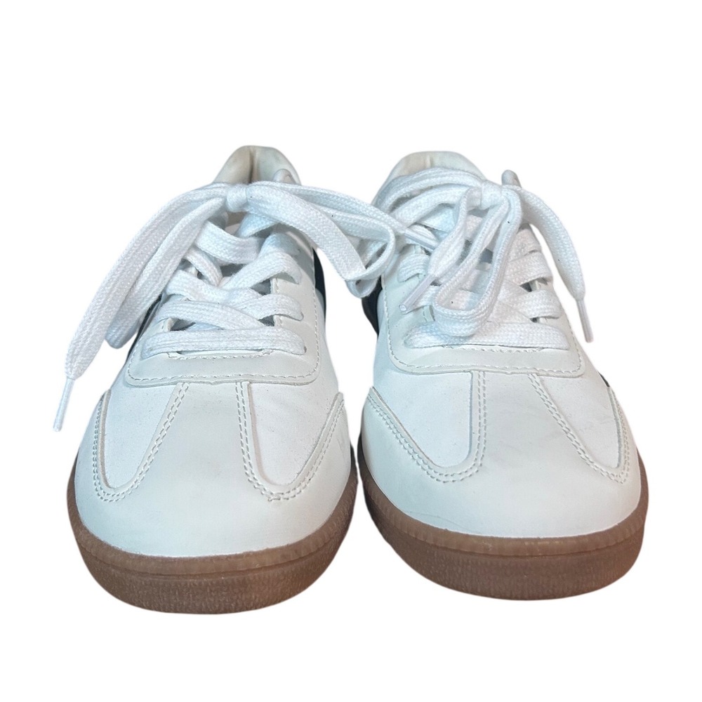No Boundaries Womens Retro Court Sneakers White Black Gum Sole WMNB24CA031 8.5